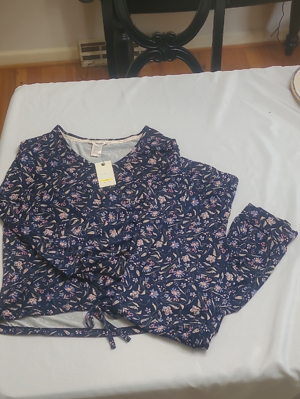 NWT!  Lucky Brand Long-sleeve PJ Set. Medium